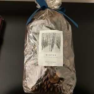 Banana Republic Winter Hearthside Blend
